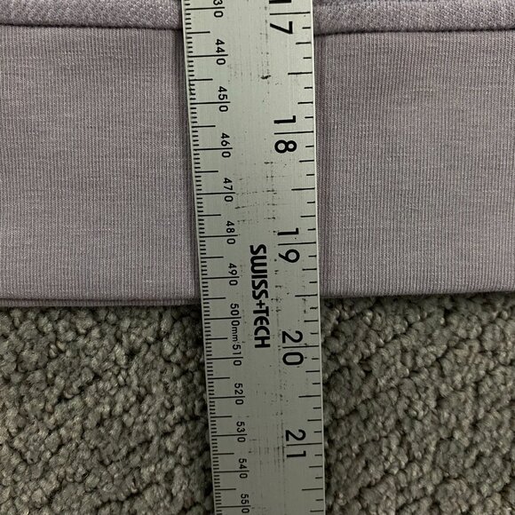 Lululemon Crew Neck Raglan Sweatshirt Women's Size 8 Lavender Lilac - Picture 10 of 10